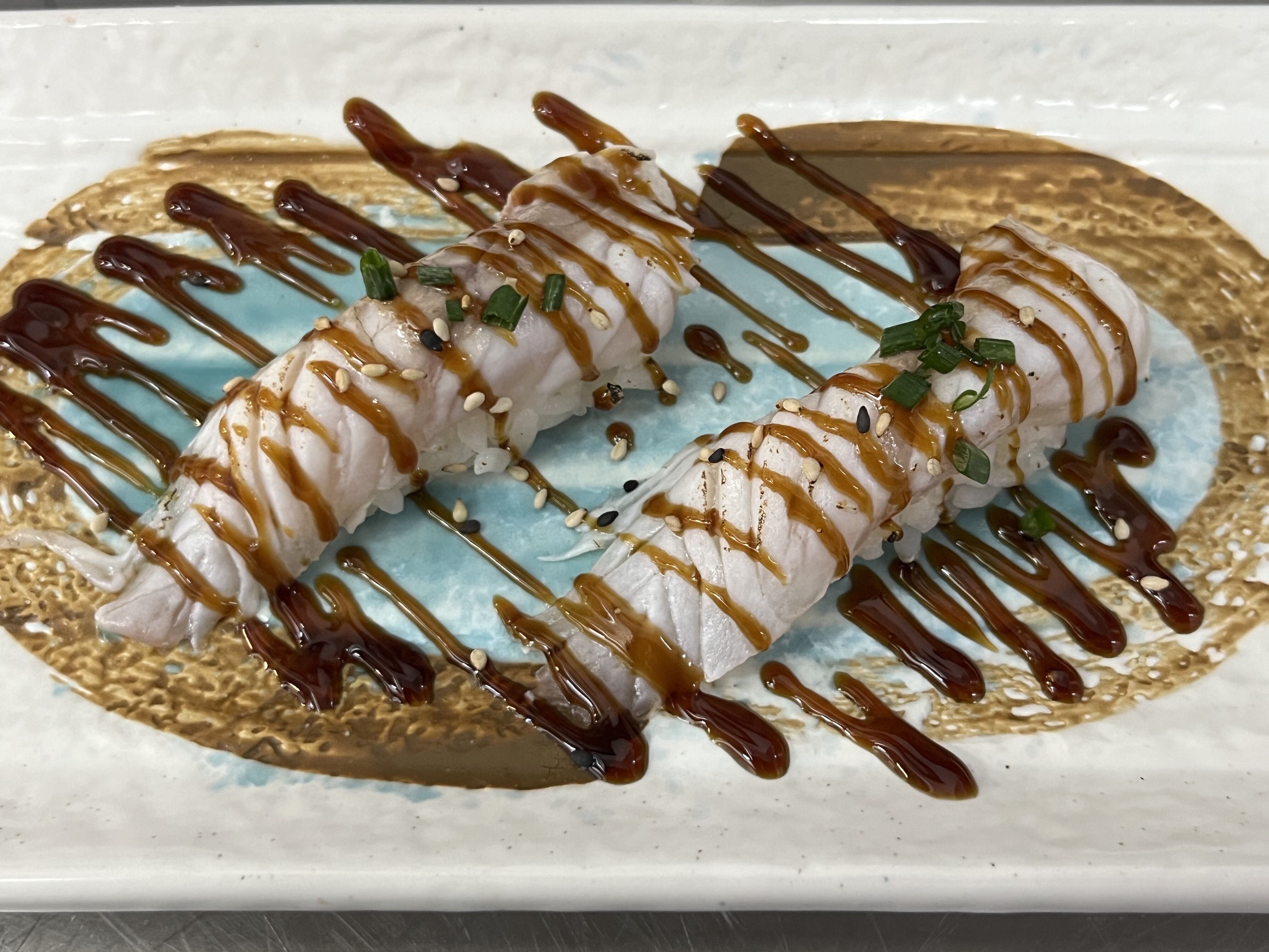 312. Dourada Tostada (2pcs)