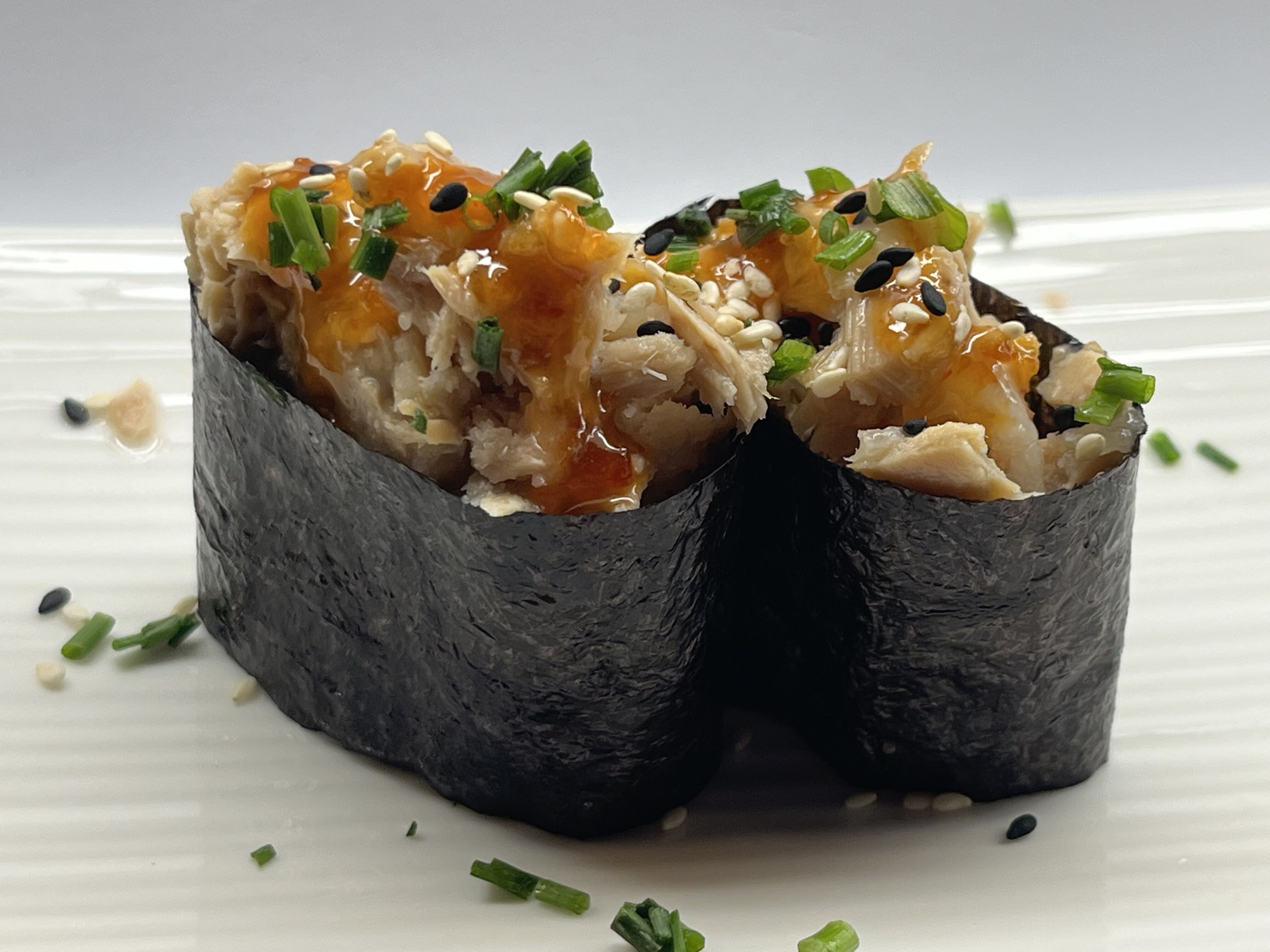 413. Maguro Cozido (2pcs)